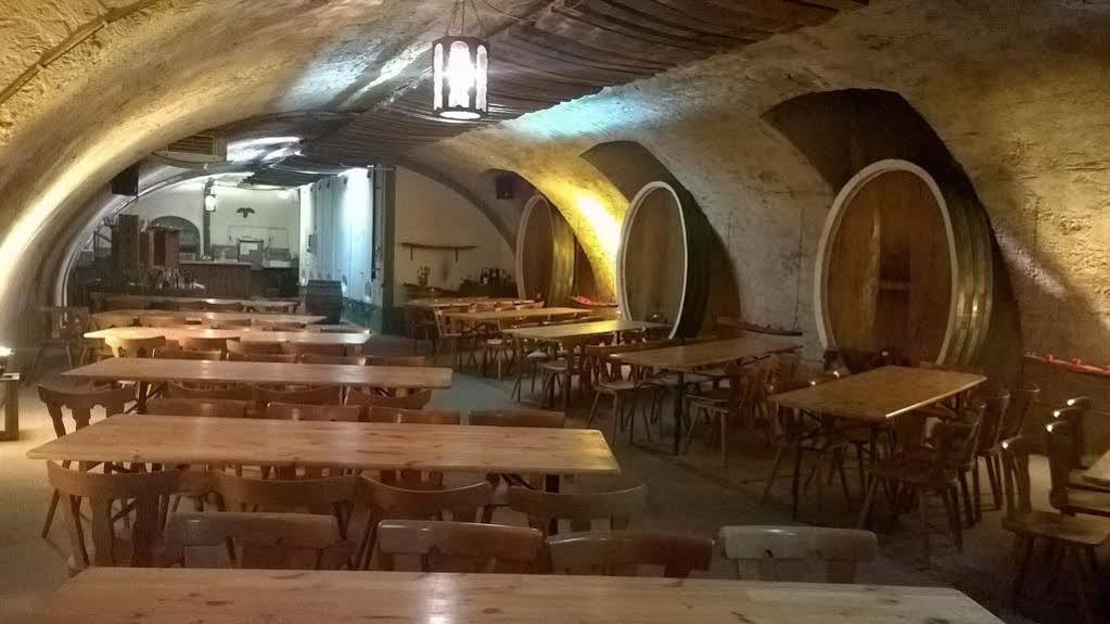 Hotel Restaurant Hambacher Winzer Neustadt an der Weinstraße Exteriér fotografie