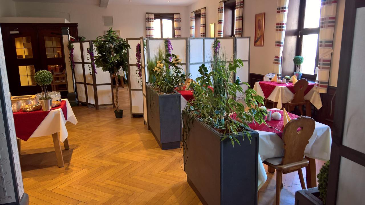 Hotel Restaurant Hambacher Winzer Neustadt an der Weinstraße Exteriér fotografie